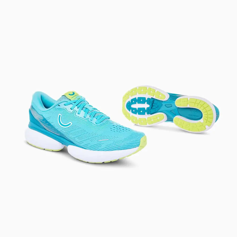 true motion nevos 3 running shoes enamel blue pair